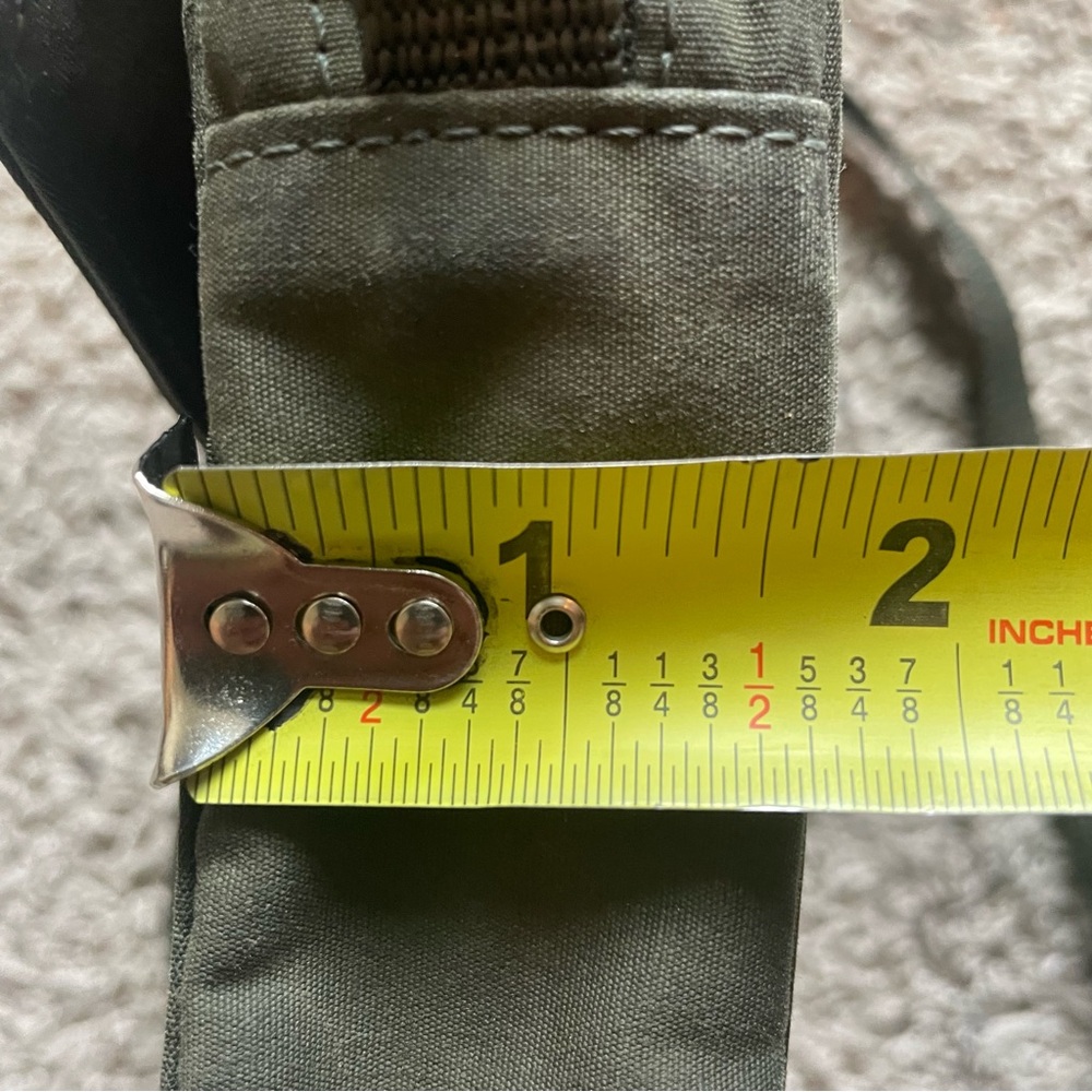 Fjallraven Pocket Bag G-1000 Crossbody Zip Green Travel Hiking Snap Close - Picture 15 of 16